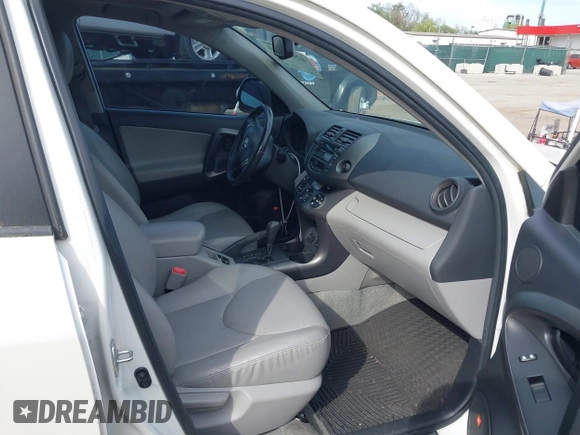 2011 Toyota RAV4 Ltd with VIN 2T3DK4DV4BW041349, listed as a IAAI auction lot 42045654 with 193,283 mi miles. Bid and sale history available at carsss.com. Image 5.