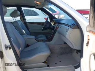1999 Mercedes-Benz E 320 with VIN WDBJH65F3XA727570, listed as a IAAI auction lot 41978511 with 170,982 mi miles and . Bid and sale history available at DreamBid. Image 5.