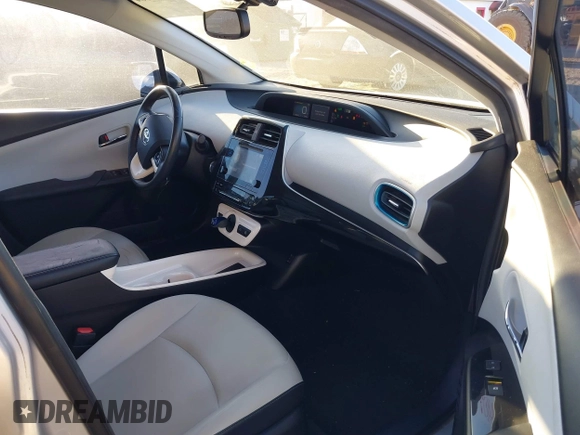 2016 Toyota Prius Four with VIN JTDKARFU2G3003110, listed as a IAAI auction lot 41730564 with 100,042 mi miles. Bid and sale history available at carsss.com. Image 5.