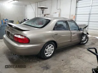 2000 Mazda 626 LX with VIN 1YVGF22C6Y5175233, listed as a Copart auction lot 42783225 with 167,704 mi miles and Salvage Title. Bid and sale history available at carsss.com. Image 3.