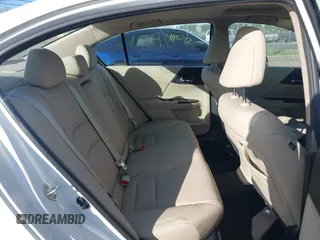 2014 Honda Accord EX-L with VIN 1HGCR2F82EA163330, listed as a IAAI auction lot 41920561 with 86,890 mi miles and . Bid and sale history available at carsss.com. Image 8.