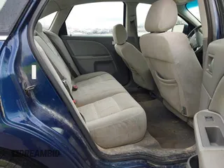 2007 Ford Five Hundred SEL with VIN 1FAHP24157G153400, listed as a IAAI auction lot 41496444 with 215,285 mi miles. Bid and sale history available at carsss.com. Image 8.