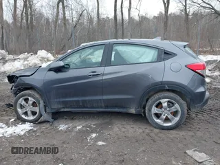 2022 Honda HR-V LX with VIN 3CZRU6H33NM753761, listed as a IAAI auction lot 41707067 with 43,624 mi miles. Bid and sale history available at carsss.com. Image 13.