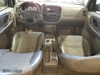 2001 Ford Escape XLS with VIN 1FMYU01131KF17972, listed as a Copart auction lot 70753364 with 201,465 mi miles and Clean Title. Bid and sale history available at carsss.com. Image 8.