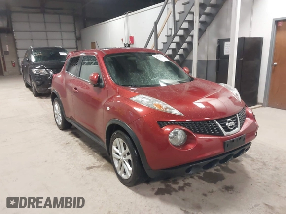 2013 Nissan Juke S with VIN JN8AF5MR2DT218085, listed as a IAAI auction lot 41706616 with 78,067 mi miles. Bid and sale history available at carsss.com. Image 1.