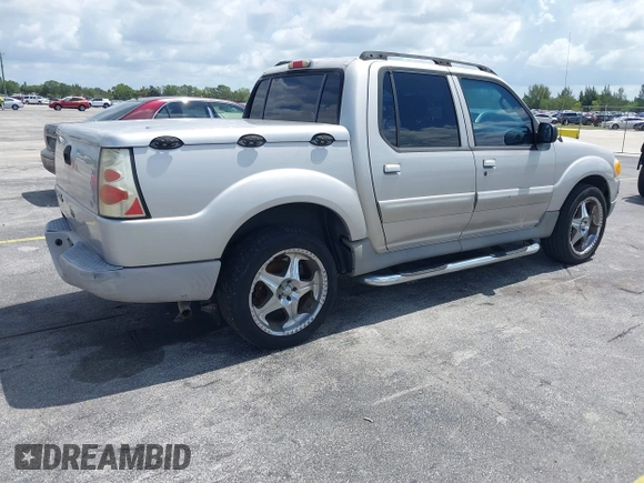 2003 Ford Explorer Sport Trac XLS с VIN 1FMZU67E73UC81352, выставлен на аукционе IAAI как лот 42540769 с пробегом 266 446 миль миль и . История ставок и продаж доступна на DreamBid. Изображение 4.