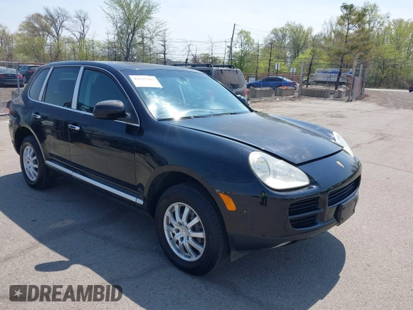 2005 Porsche Cayenne with VIN WP1AA29P25LA24897, listed as a IAAI auction lot 42125202 with 138,263 mi miles. Bid and sale history available at carsss.com. Image 1.