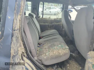 2000 Ford Explorer XLS z VIN 1FMZU62X3YZC03282, wystawiony jako Copart lot #45775715 z przebiegiem 187 709 mil mil oraz Szkoda całkowita • Salvage title. Historia ofert i sprzedaży dostępna na DreamBid. Obrazek 10.