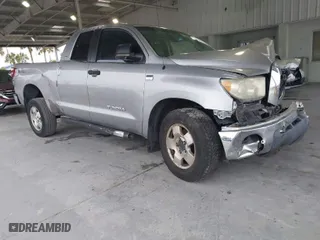 2007 Toyota Tundra SR5 with VIN 5TBBT541X7S453008, listed as a IAAI auction lot 41380611 with 153,181 mi miles. Bid and sale history available at carsss.com. Image 13.