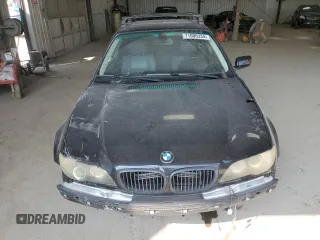 2005 BMW 3 Series 325Ci with VIN WBABD33425JY99519, listed as a Copart auction lot 71006334 with 177,455 mi miles and Salvage Title. Bid and sale history available at carsss.com. Image 5.