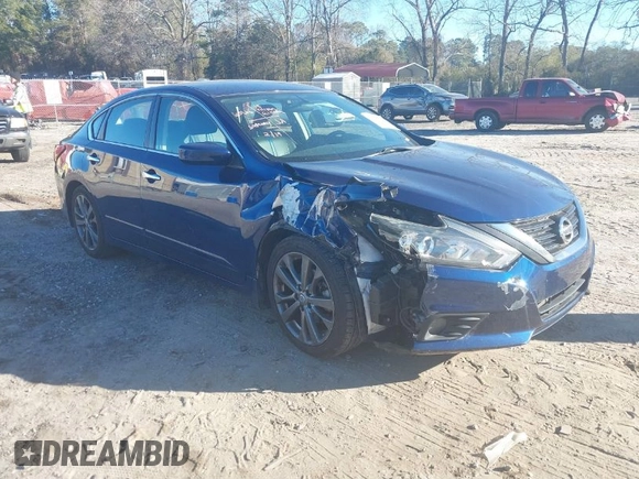 2018 Nissan Altima 2.5 SR with VIN 1N4AL3AP7JC291210, listed as a IAAI auction lot 41677670 with 142,994 mi miles. Bid and sale history available at carsss.com. Image 1.