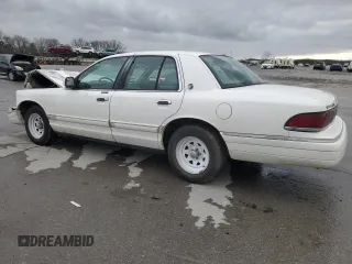 1994 Mercury Grand Marquis LS z VIN 2MELM75W1RX675988, wystawiony jako Copart lot #49810835 z przebiegiem 117 315 mil mil oraz Czysty tytuł • Clean title. Historia ofert i sprzedaży dostępna na DreamBid. Obrazek 2.