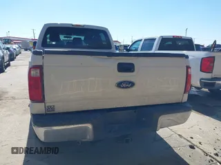 2016 Ford F-250 XL с VIN 1FT7W2A62GEA11378, выставлен на аукционе IAAI как лот 41600442 с пробегом 229 488 миль миль и . История ставок и продаж доступна на DreamBid. Изображение 16.