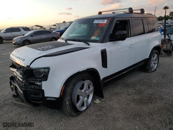 2024 Land Rover Defender X-Dynamic SE with VIN SALE27EU7R2290655, listed as a Copart auction lot 87423784 with 24,821 mi miles and Salvage Title. Bid and sale history available at carsss.com. Image 1.