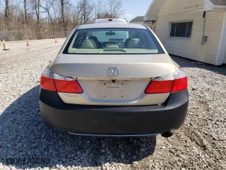 2013 Honda Accord Sdn LX with VIN 1HGCR2F32DA083772, listed as a Copart auction lot 51600095 with 253,801 mi miles and Clean Title. Bid and sale history available at carsss.com. Image 6.