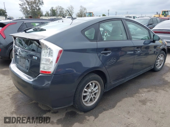 2010 Toyota Prius II with VIN JTDKN3DU8A0226653, listed as a IAAI auction lot 42074156 with 236,589 mi miles. Bid and sale history available at carsss.com. Image 4.