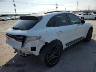 2023 Porsche Macan with VIN WP1AA2A51PLB21621, listed as a Copart auction lot 59702115 with 24,956 mi miles and Salvage title. Bid and sale history available at DreamBid. Image 3.