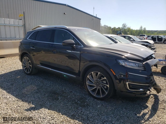2020 Lincoln Nautilus Reserve with VIN 2LMPJ6K93LBL01276, listed as a Copart auction lot 49221733 with 39,102 mi miles. Bid and sale history available at carsss.com. Image 4.