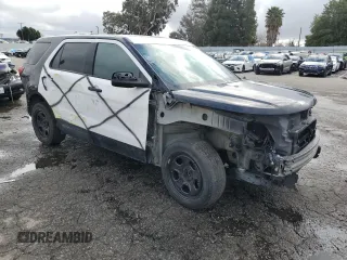 2017 Ford Police Interceptor Utility z VIN 1FM5K8AR6HGB33761, wystawiony jako Copart lot #43651195 z przebiegiem Nie podano mil oraz Tytuł czysty. Historia ofert i sprzedaży dostępna na DreamBid. Obrazek 4.