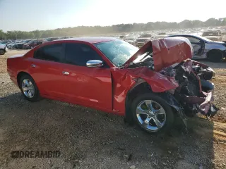 2011 Dodge Charger Rallye Plus with VIN 2B3CL3CG1BH506631, listed as a Copart auction lot 68442514 with 175,789 mi miles and Salvage Title. Bid and sale history available at carsss.com. Image 4.