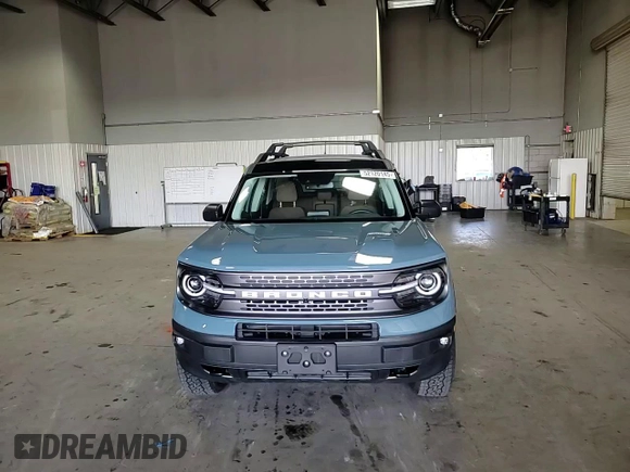 2023 Ford Bronco Sport Badlands z VIN 3FMCR9D91PRE01918, wystawiony jako Copart lot #52120145 z przebiegiem 8 415 mil mil oraz Szkoda całkowita • Salvage title. Historia ofert i sprzedaży dostępna na DreamBid. Obrazek 12.