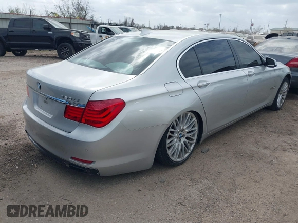 2009 BMW 7 Series 750Li with VIN WBAKB83589CY62576, listed as a IAAI auction lot 41742027 with 124,717 mi miles and . Bid and sale history available at DreamBid. Image 4.