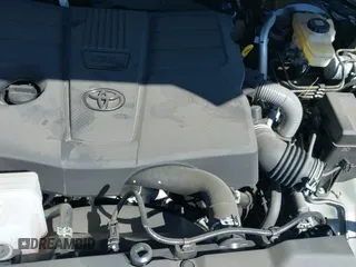 2024 Toyota Tundra Limited z VIN 5TFWA5DB9RX161273, wystawiony jako IAAI lot #41676655 z przebiegiem 10 371 mil mil oraz . Historia ofert i sprzedaży dostępna na DreamBid. Obrazek 24.