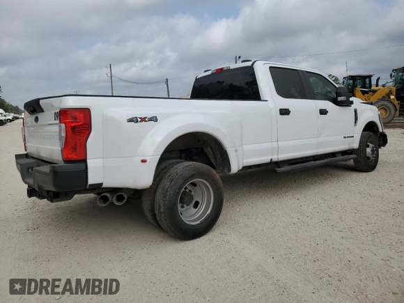 2022 Ford F-350 XL z VIN 1FT8W3DT8NED45746, wystawiony jako Copart lot #53570695 z przebiegiem 143 963 mil mil oraz Szkoda całkowita • Salvage title. Historia ofert i sprzedaży dostępna na DreamBid. Obrazek 3.