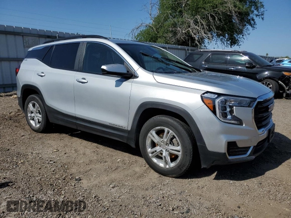 2022 GMC Terrain SLE z VIN 3GKALMEV1NL209768, wystawiony jako Copart lot #52562965 z przebiegiem 60 716 mil mil oraz Szkoda całkowita • Salvage title. Historia ofert i sprzedaży dostępna na DreamBid. Obrazek 4.