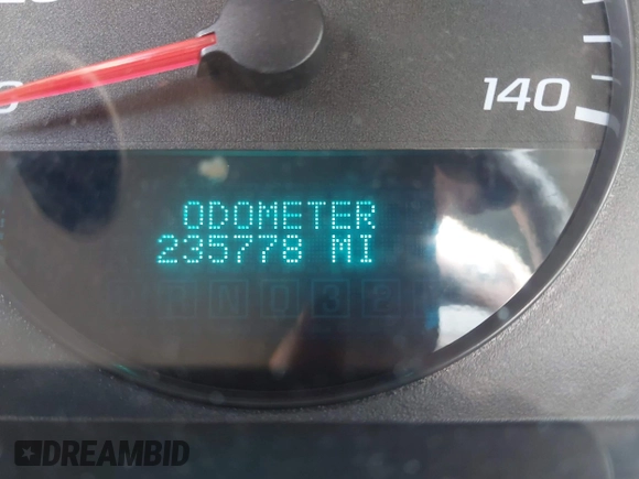 2008 Chevrolet Impala LS z VIN 2G1WB58K681201773, wystawiony jako IAAI lot #42240644 z przebiegiem 235 778 mil mil oraz . Historia ofert i sprzedaży dostępna na DreamBid. Obrazek 7.