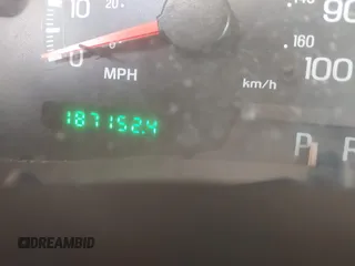 2000 Ford F-150 XL with VIN 1FTRX17L9YKA72954, listed as a IAAI auction lot 42522195 with 187,152 mi miles and . Bid and sale history available at DreamBid. Image 12.