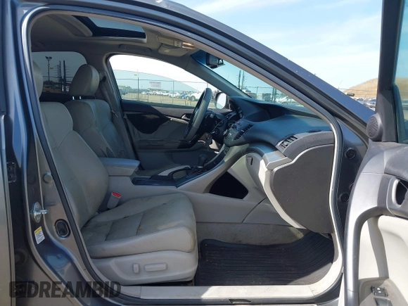 2009 Acura TSX z VIN JH4CU26629C010046, wystawiony jako IAAI lot #42303097 z przebiegiem 157 720 mil mil oraz . Historia ofert i sprzedaży dostępna na DreamBid. Obrazek 5.
