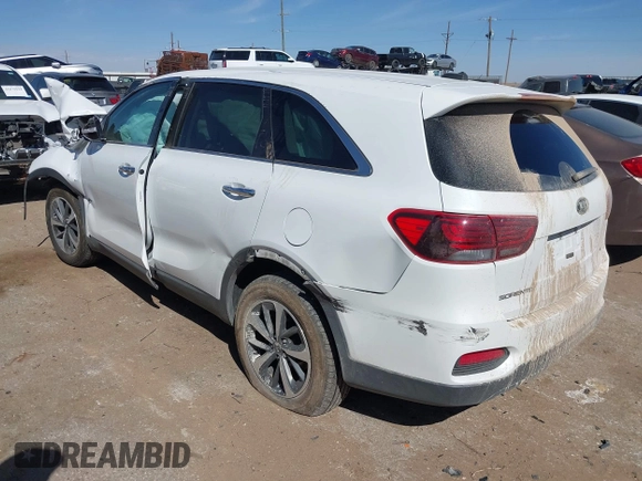 2020 Kia Sorento LX V6 with VIN 5XYPG4A56LG670260, listed as a IAAI auction lot 41664017 with 70,402 mi miles. Bid and sale history available at carsss.com. Image 3.