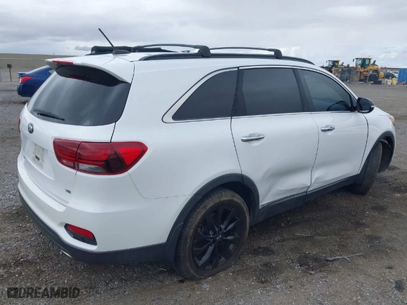 2020 Kia Sorento LX V6 with VIN 5XYPG4A55LG646922, listed as a IAAI auction lot 41781678 with 91,140 mi miles. Bid and sale history available at carsss.com. Image 4.