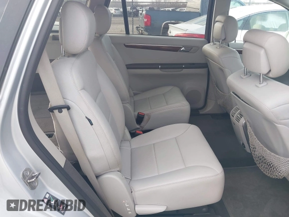 2011 Mercedes-Benz R with VIN 4JGCB6FE7BA118312, listed as a IAAI auction lot 41445696 with 228,925 mi miles. Bid and sale history available at carsss.com. Image 8.