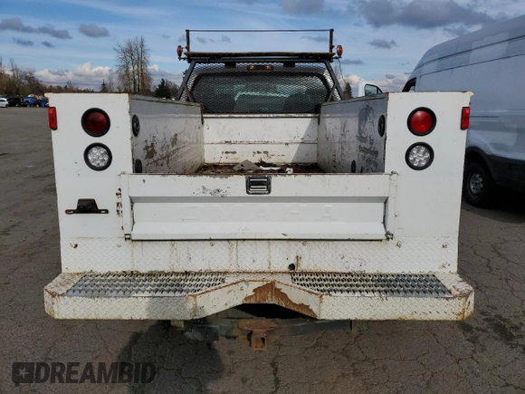 2008 Ford F-350 with VIN 1FDWX31598EB26109, listed as a Copart auction lot 45018785 with 69,484 mi miles and Clean title. Bid and sale history available at DreamBid. Image 6.