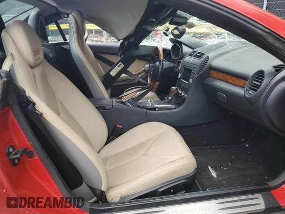 2009 Mercedes-Benz SLK 280 с VIN WDBWK54F89F193376, выставлен на аукционе Copart как лот 59049655 с пробегом Не указан миль и Списание • Salvage title. История ставок и продаж доступна на DreamBid. Изображение 7.
