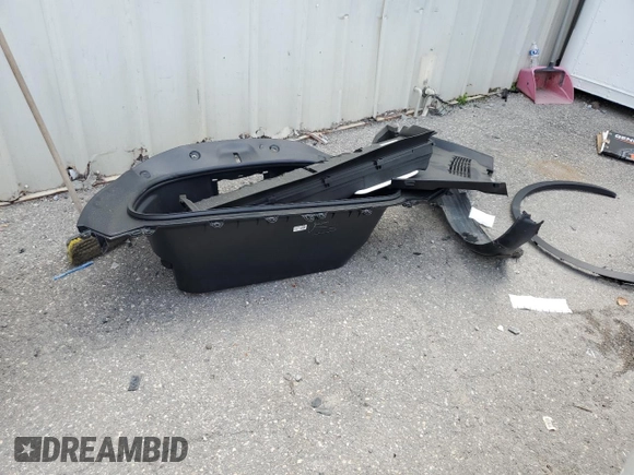 2025 Tesla Model Y Long Range with VIN 7SAYGDED4SF232433, listed as a Copart auction lot 51504015 with Not Provided miles and Salvage Title. Bid and sale history available at DreamBid. Image 13.