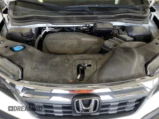 2019 Honda Ridgeline RTL with VIN 5FPYK3F52KB035040, listed as a Copart auction lot 58438815 with 35,635 mi miles and Salvage title. Bid and sale history available at DreamBid. Image 11.