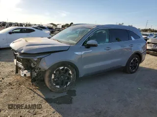2024 Kia Sorento S z VIN 5XYRL4JC4RG277966, wystawiony jako Copart lot #49506345 z przebiegiem 12 888 mil mil oraz Szkoda całkowita • Salvage title. Historia ofert i sprzedaży dostępna na DreamBid. Obrazek 1.