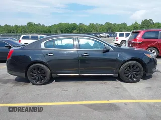2015 Lincoln MKS с VIN 1LNHL9DK2FG600346, выставлен на аукционе IAAI как лот 42282772 с пробегом 347 761 миль миль и . История ставок и продаж доступна на DreamBid. Изображение 13.