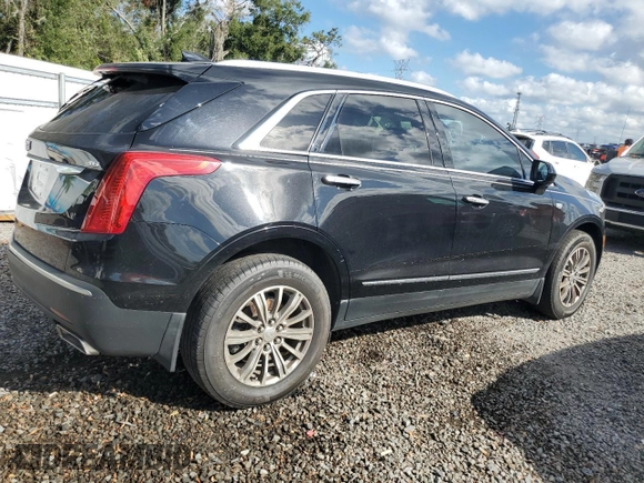 2017 Cadillac XT5 Premium Luxury FWD z VIN 1GYKNCRS7HZ130553, wystawiony jako Copart lot #60337905 z przebiegiem Nie podano mil oraz Szkoda całkowita • Salvage title. Historia ofert i sprzedaży dostępna na DreamBid. Obrazek 3.