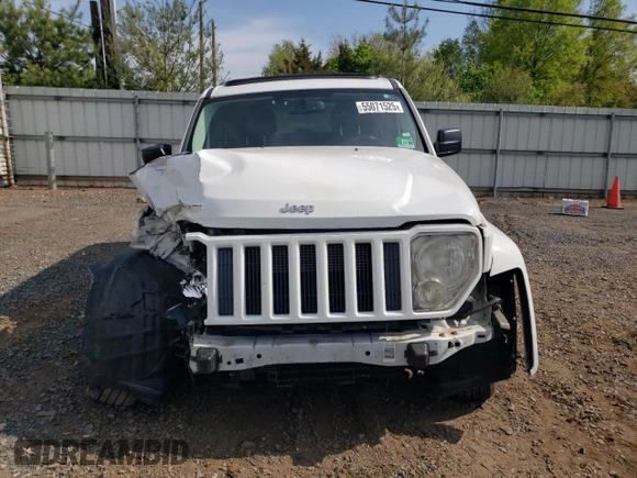 2012 Jeep Liberty Sport Latitude z VIN 1C4PJMAK3CW168087, wystawiony jako Copart lot #55071525 z przebiegiem 108 557 mil mil oraz Szkoda całkowita • Salvage title. Historia ofert i sprzedaży dostępna na DreamBid. Obrazek 5.