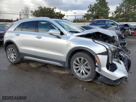 2019 Cadillac XT4 AWD Premium Luxury with VIN 1GYFZDR45KF133229, listed as a Copart auction lot 46809295 with 53,794 mi miles and Salvage Title. Bid and sale history available at carsss.com. Image 4.