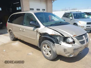 2007 Dodge Grand Caravan SXT with VIN 2D4GP44L57R237947, listed as a IAAI auction lot 42096794 with 257,714 mi miles and . Bid and sale history available at DreamBid. Image 1.