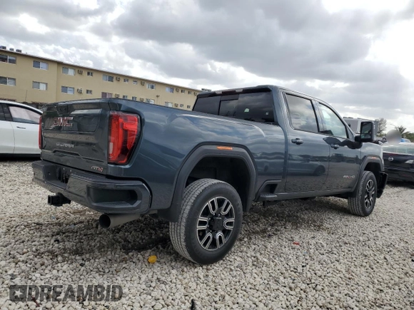 2020 GMC Sierra 2500HD AT4 z VIN 1GT19PEY0LF220676, wystawiony jako Copart lot #51109305 z przebiegiem 45 872 mil mil oraz Szkoda całkowita • Salvage title. Historia ofert i sprzedaży dostępna na DreamBid. Obrazek 3.