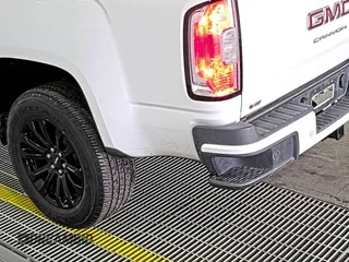 2021 GMC Canyon 2WD Elevation z VIN 1GTG5CEN5M1140499, wystawiony jako IAAI lot #42556124 z przebiegiem 41 450 mil mil oraz . Historia ofert i sprzedaży dostępna na DreamBid. Obrazek 4.