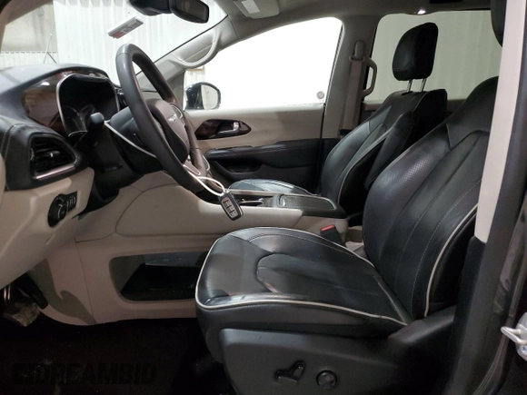 2023 Chrysler Pacifica Hybrid Limited с VIN 2C4RC1S75PR592297, выставлен на аукционе Copart как лот 53637925 с пробегом 39 249 миль миль и Списание • Salvage title. История ставок и продаж доступна на DreamBid. Изображение 7.