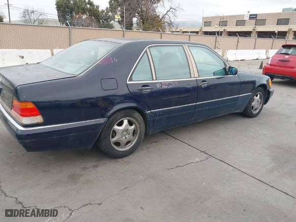 1995 Mercedes-Benz S Class with VIN WDBGA33E7SA279768, listed as a IAAI auction lot 41491472 with NaN miles. Bid and sale history available at carsss.com. Image 4.