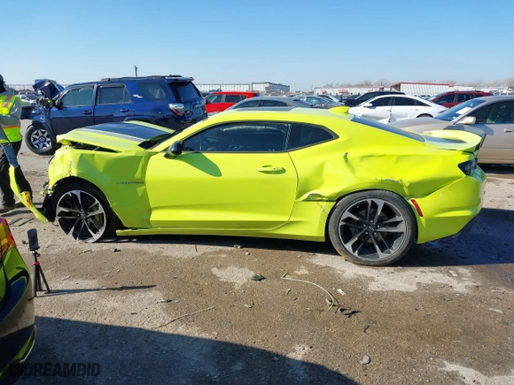 2021 Chevrolet Camaro 2LT with VIN 1G1FD1RS1M0127122, listed as a IAAI auction lot 41239964 with 47,216 mi miles. Bid and sale history available at carsss.com. Image 14.